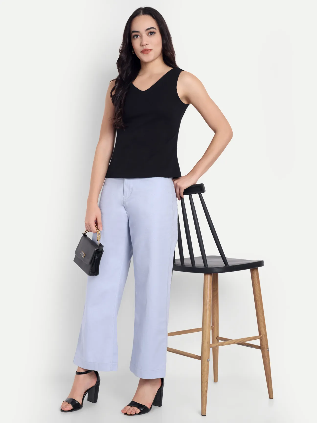 ecomm female shoot